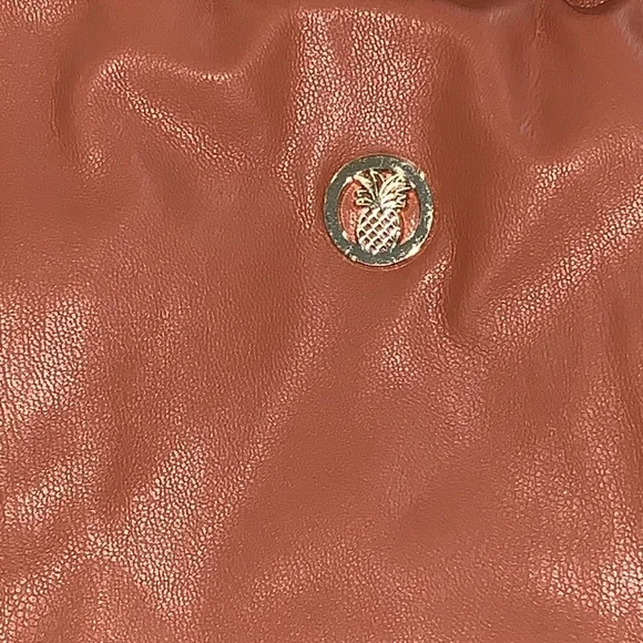 Simply Southern Tan Vegan Leather Puffer Vest NWT | XL | Adjustable Waist - Picture 3 of 8